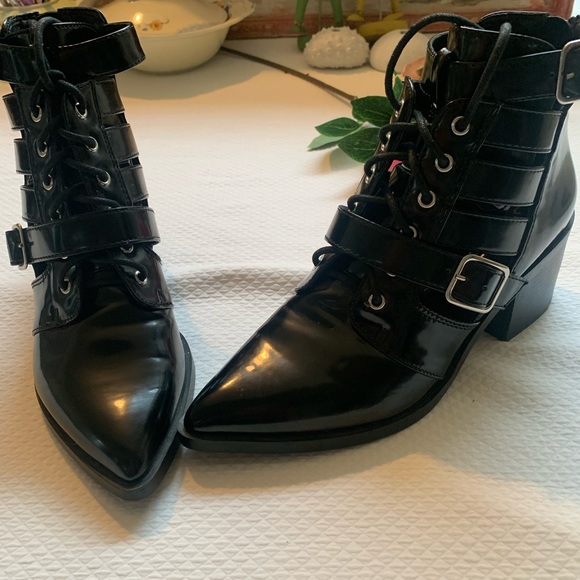 Betts Shoes - BETTS   Black Ankle Boots 2 Buckles Zip-up  6.5 cm Heel Sz 8 Faux Patent & Laces